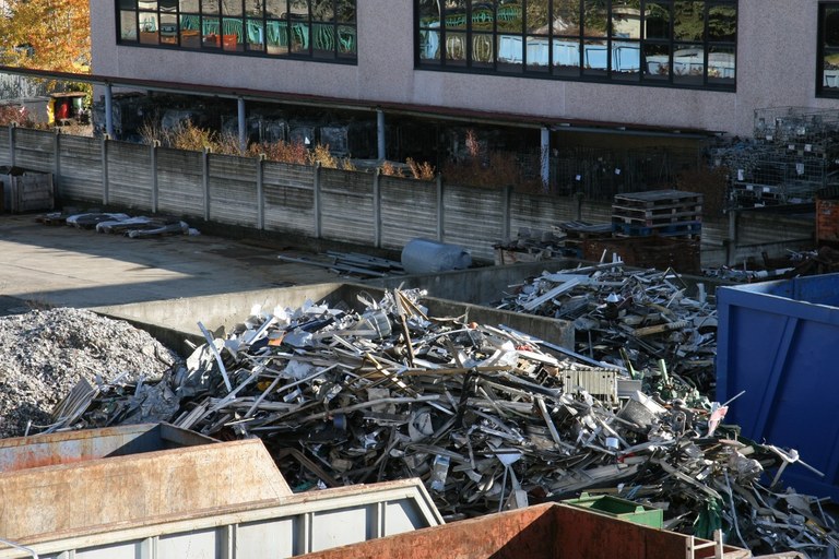 Deposito rottami alluminio